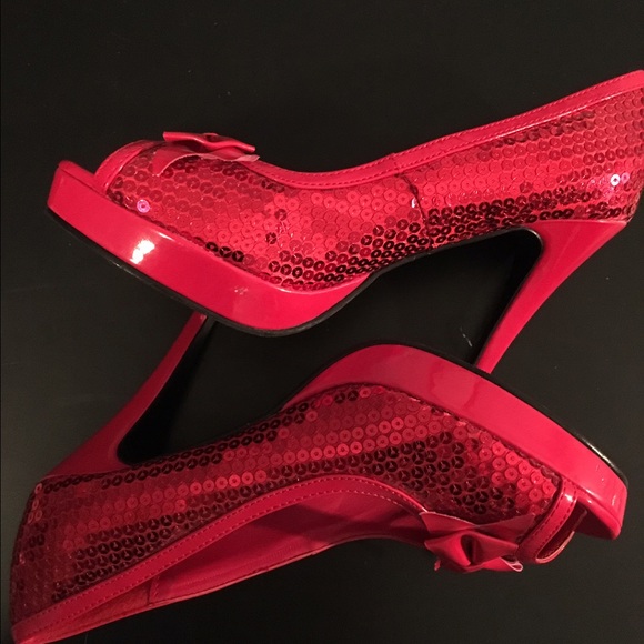 Red sequined high heels. Ten Thirty One - Picture 2 of 4