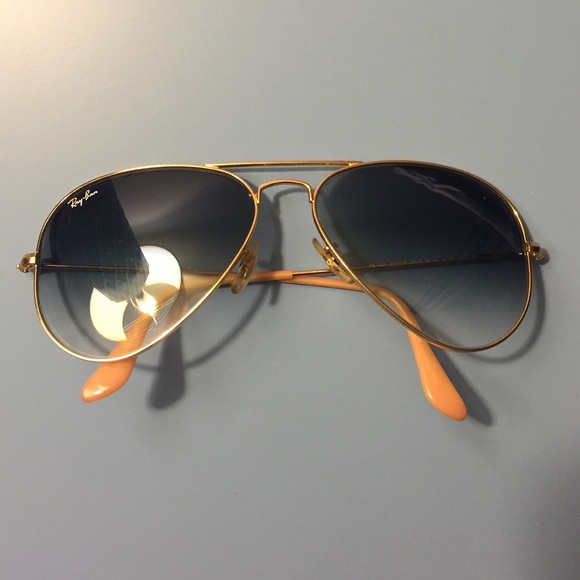 Ray-Ban gold-rimmed large aviators