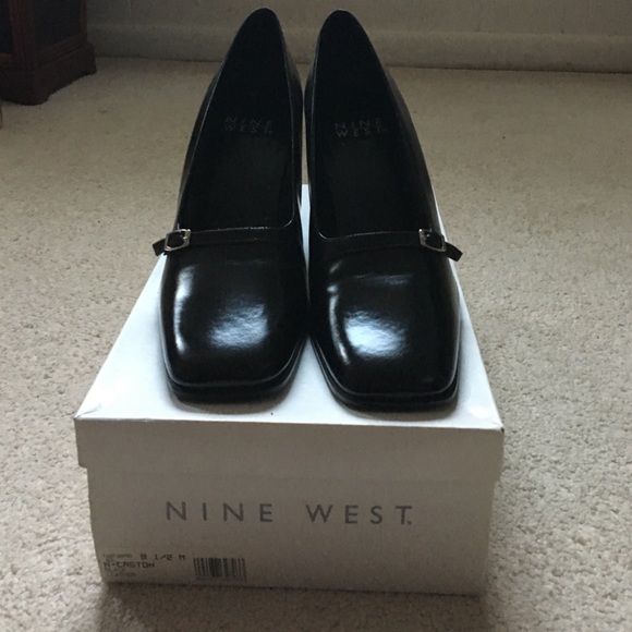 BNIB Nine West pumps 9.5 M