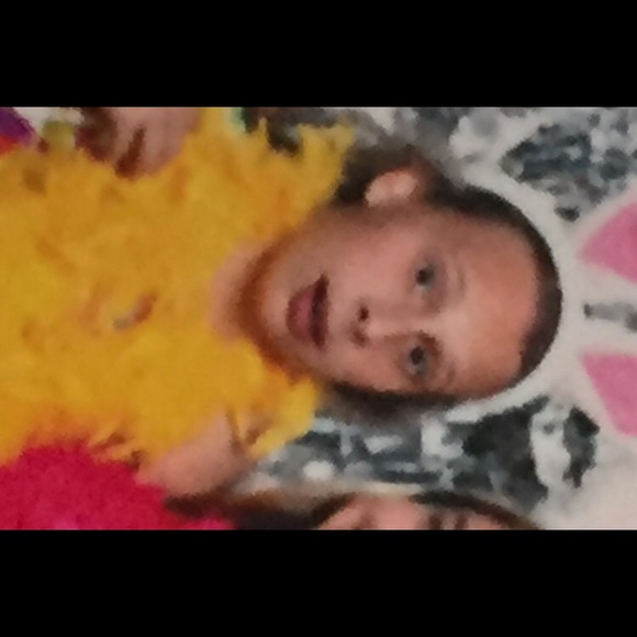 Meet your Posher, Elizabeth