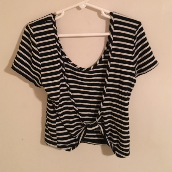 Charlotte Russe crop top - Picture 2 of 2