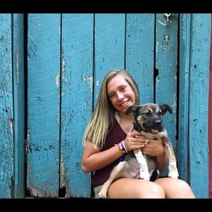 Meet your Posher, Maya