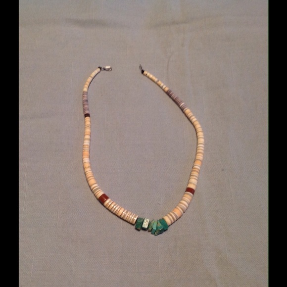 NATIVE AMERICAN NECKLACE