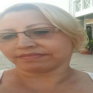 Meet your Posher, Rosa