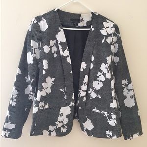 Attention Floral Print Blazer