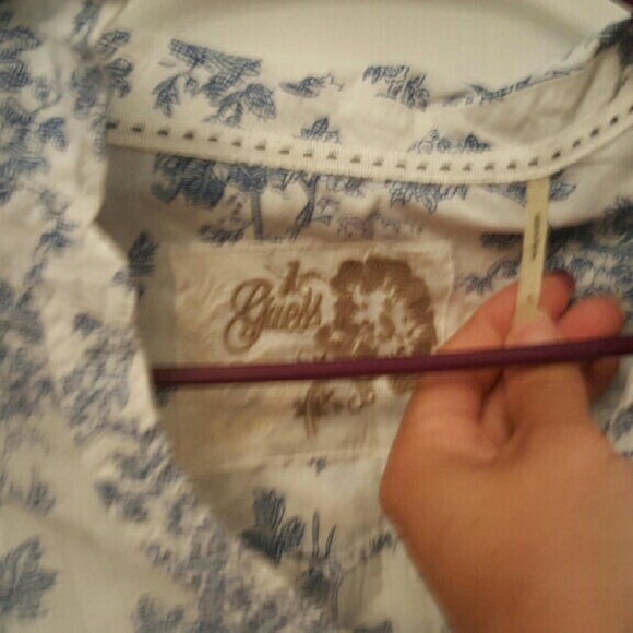 Guess Button Down Top - image 2