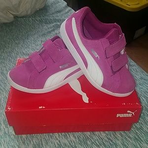 Puma sneaker worn *once*