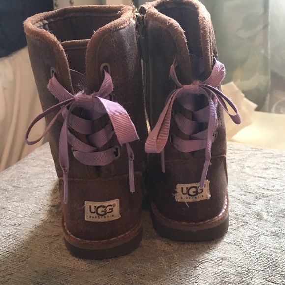 Girls UGG Corene