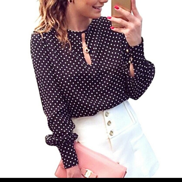 Available now!! Cute navy blouse brand new