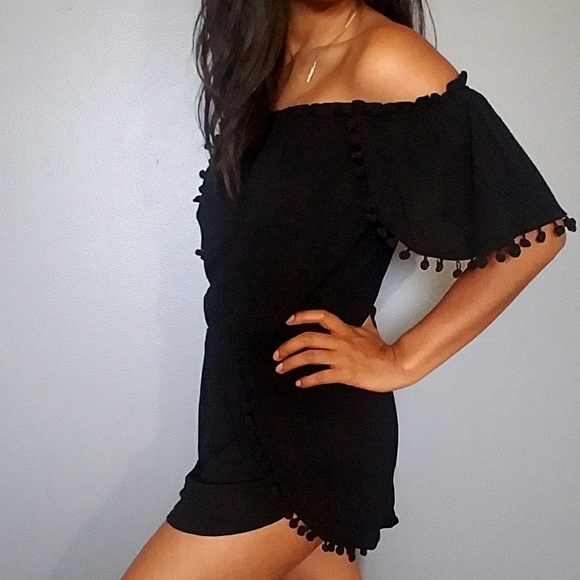 ❗LAST ONE❗BLACK OFF SHOULDER POM ROMPER - Picture 2 of 6