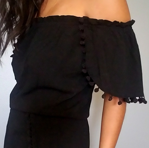 ❗LAST ONE❗BLACK OFF SHOULDER POM ROMPER - Picture 3 of 6