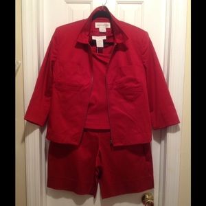 3 pc Jones NY short set, LAST MARKDOWN B4 DONATING