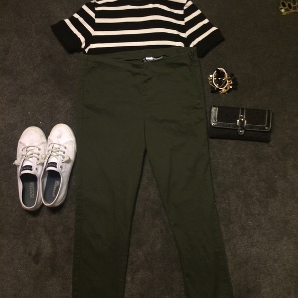 🌻SALE🌻 High Waisted Army Green Pants