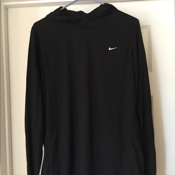 Women's Nike drifit pullover