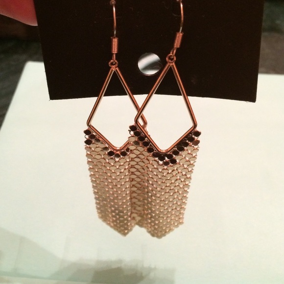 Gold earrings - Picture 2 of 4
