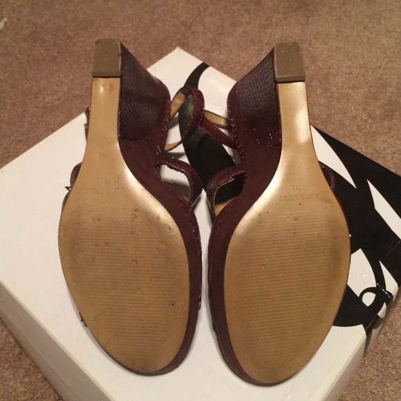 Nine West gladiator brown wedge - Picture 3 of 4