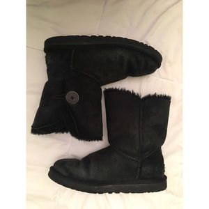 Bailey button Uggs