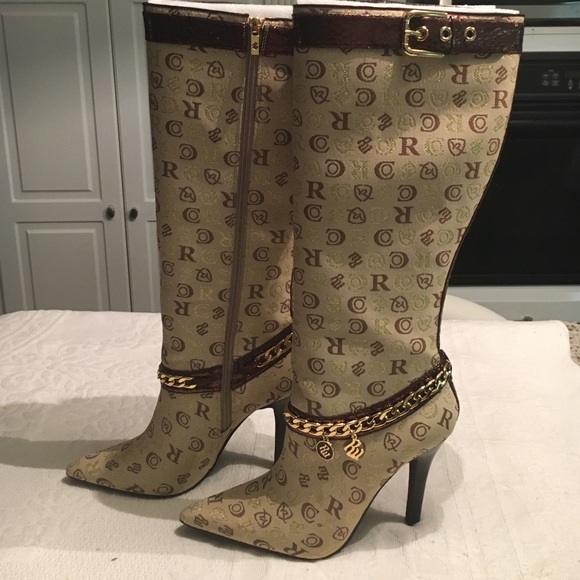 Rocawear Shoes - Boots