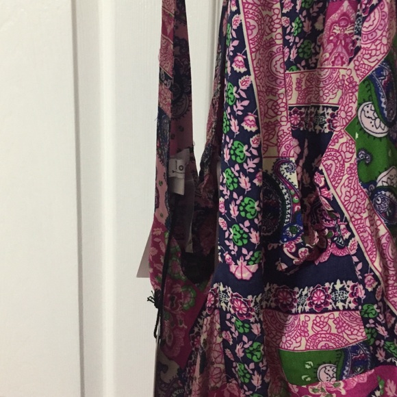 Dress - Picture 2 of 4