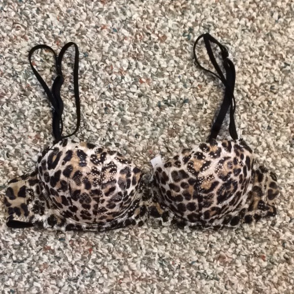 34A cheetah leopard VS PINK date push up bra!