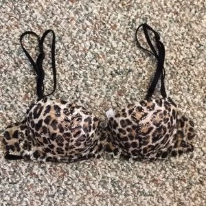 34A cheetah leopard VS PINK date push up bra!