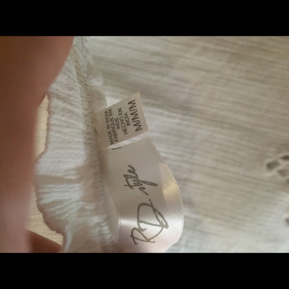 White off the shoulder tunic - Picture 2 of 2