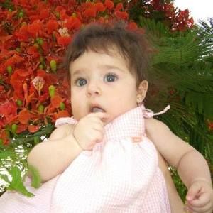 Meet your Posher, Mona