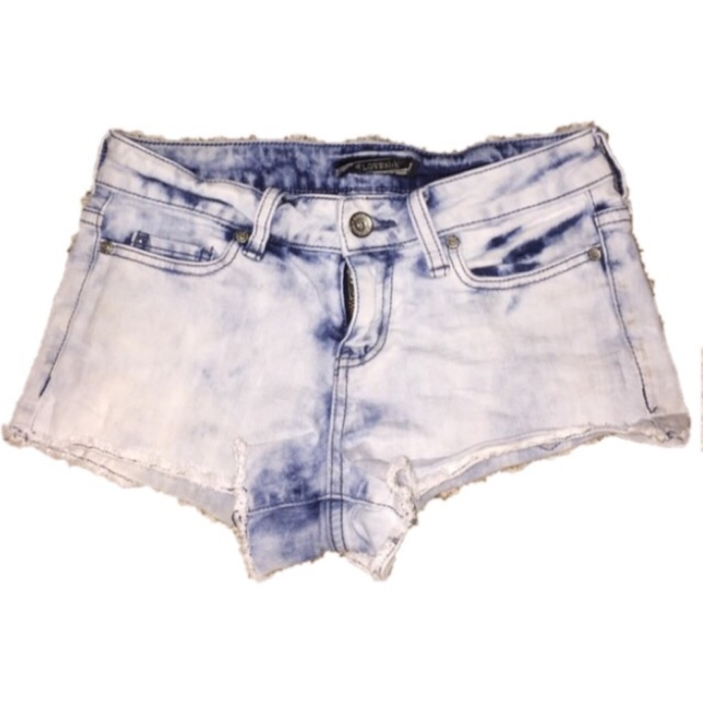 Acid wash distressed light denim shorts