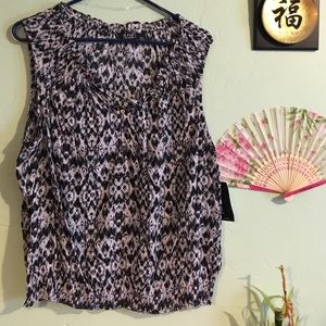 Black&white pattern top