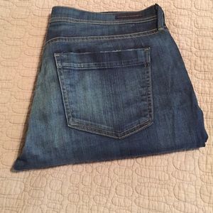 Citizens of Humanity cuffed crop jeans. Size 31