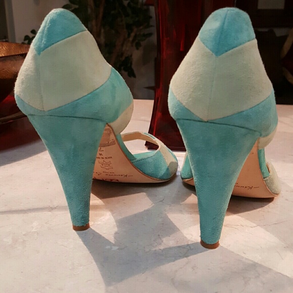 Awesome suede Kenneth Coles! - Picture 3 of 4