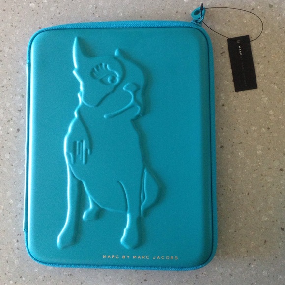 *SALE* Marc by Marc Jacobs iPad 3 or 4 Pug Sleeve - Picture 2 of 4