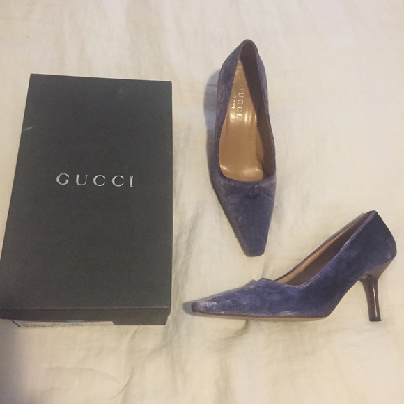 Vintage Gucci Velvet Heels