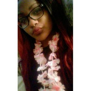 Meet your Posher, Kyana