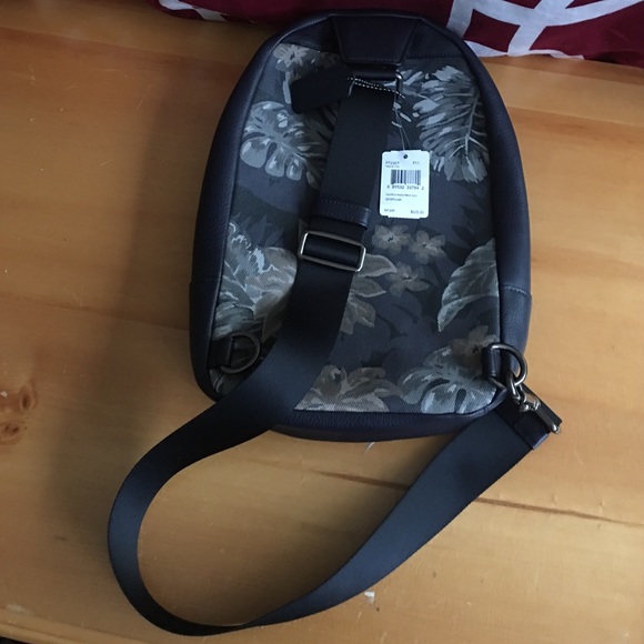 Coach male bag - Picture 2 of 4
