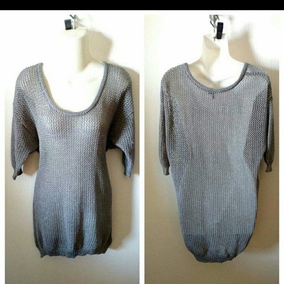 Torrid Scoop Neck Silver Grey Sweater NWT 1 (1x)