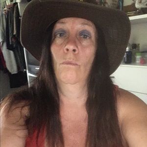 Meet your Posher, Antoinette