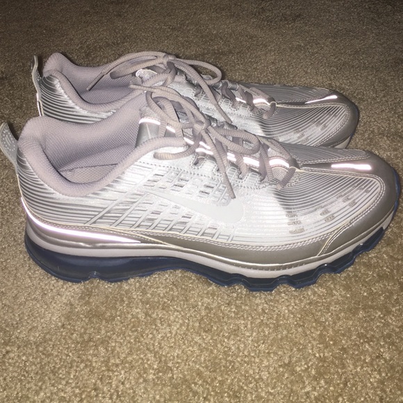 Mens Nike running shoes