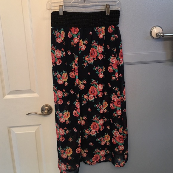 Super Comfy Floral Maxi Skirt