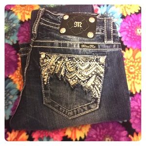 Size 27 miss me jeans