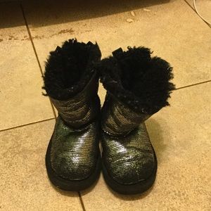 Toddler Uggs size 7