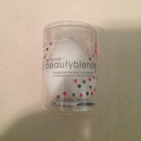 Original Beauty Blender- White 💖