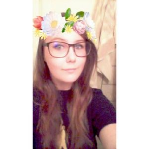 Meet your Posher, April