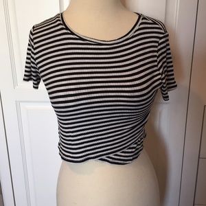 Stripped Crop Top