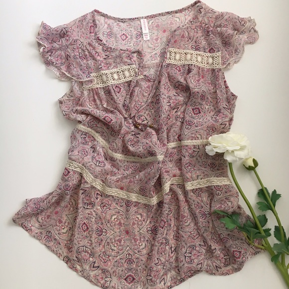 Xhilaration Tops - Semi-Sheer Paisley Butterfly Sleeve Blouse