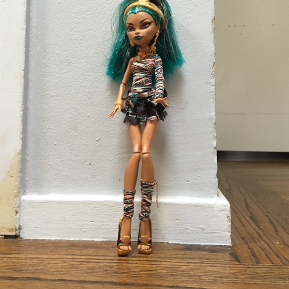 Monster high doll