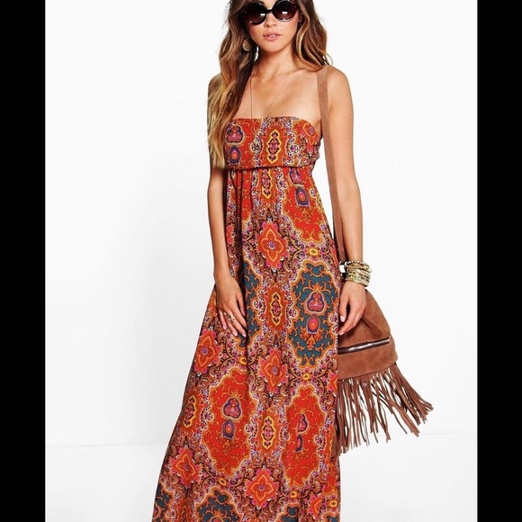 SOLD OUT.NWOT. Maxi dress size Medium