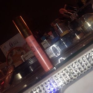 Tartan lip surgeons lip cream in adorned