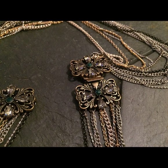 Multi strand necklace - Picture 3 of 3