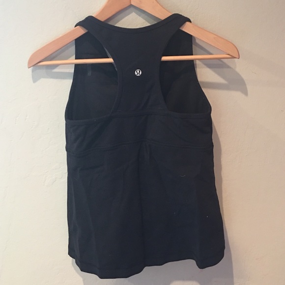 Lululemon exercise tank.